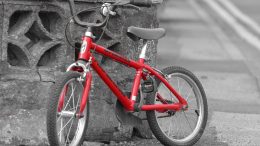 A suspected bike theft was arrested in Cupertino Wednesday night after he was seen loading bikes into a pickup truck.